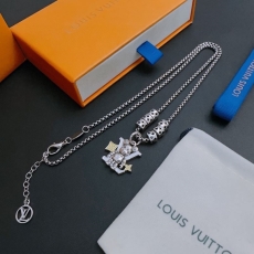 Louis Vuitton Necklaces